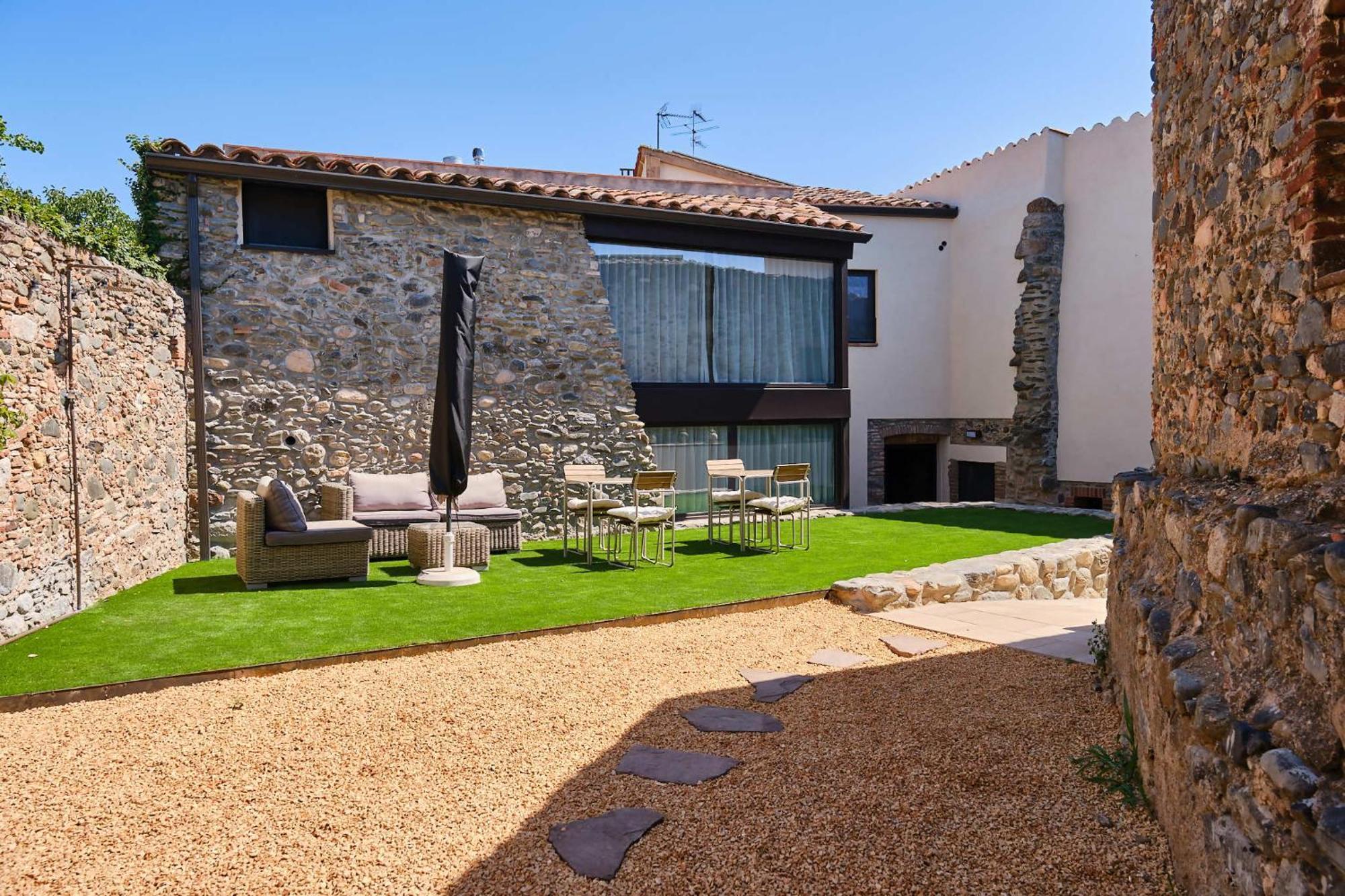 Hotel Moli Cardedeu Bagian luar foto