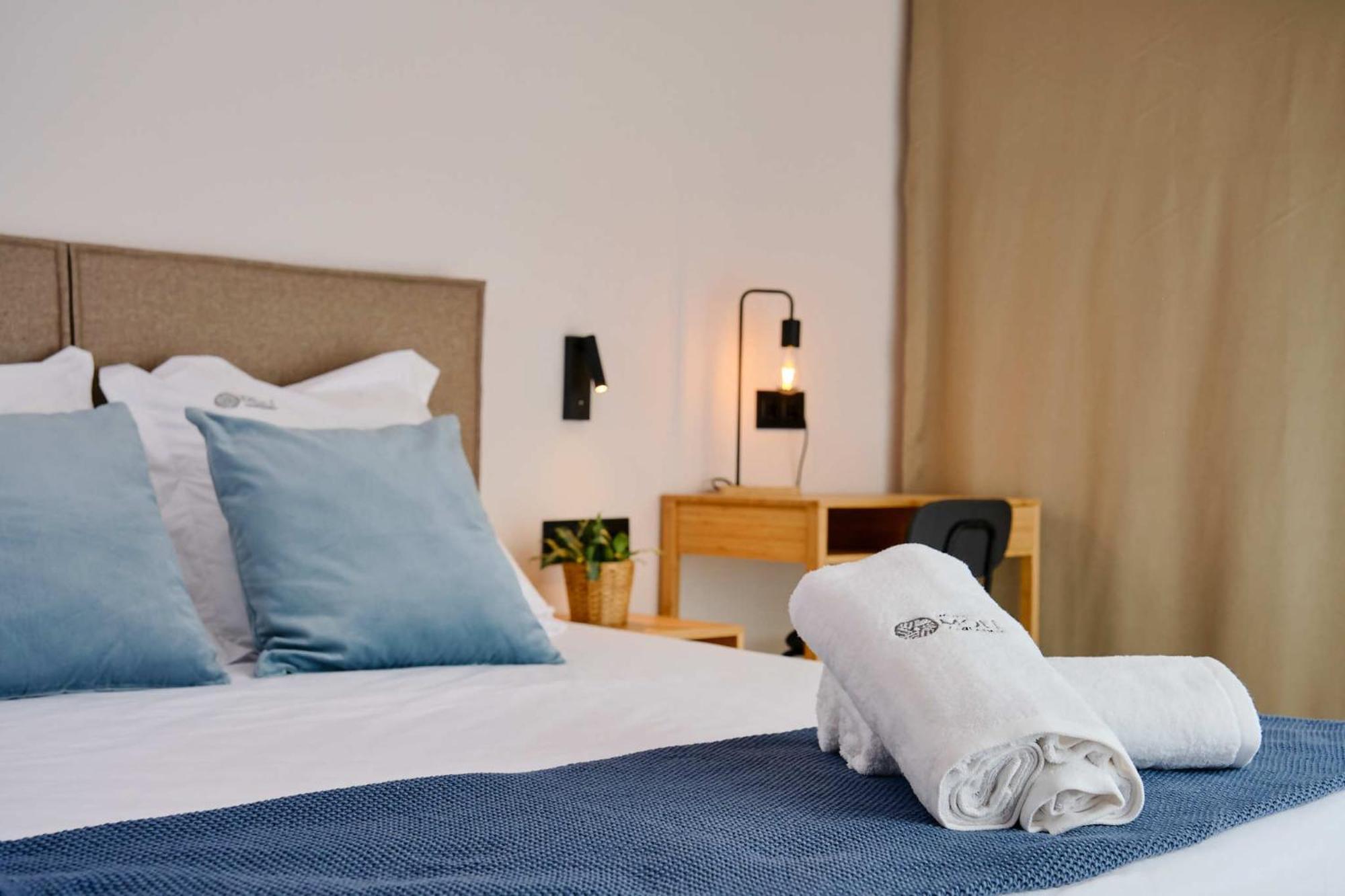 Hotel Moli Cardedeu Bagian luar foto